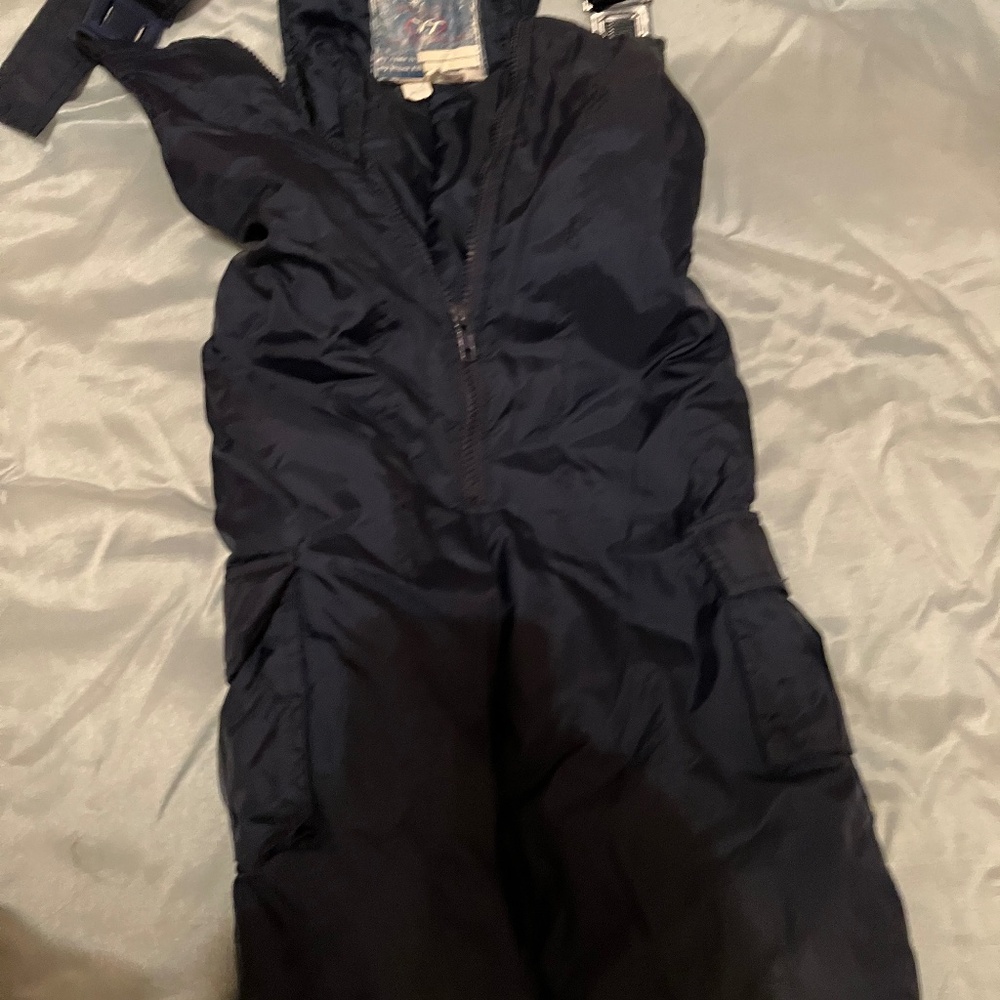 Snowpants